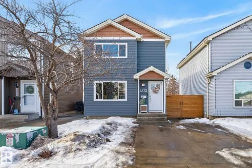 1873 151 AV NW, Edmonton - $329,000