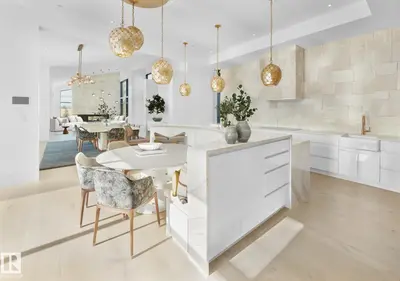 Interior photo 4 of 46 KINGSFORD CR