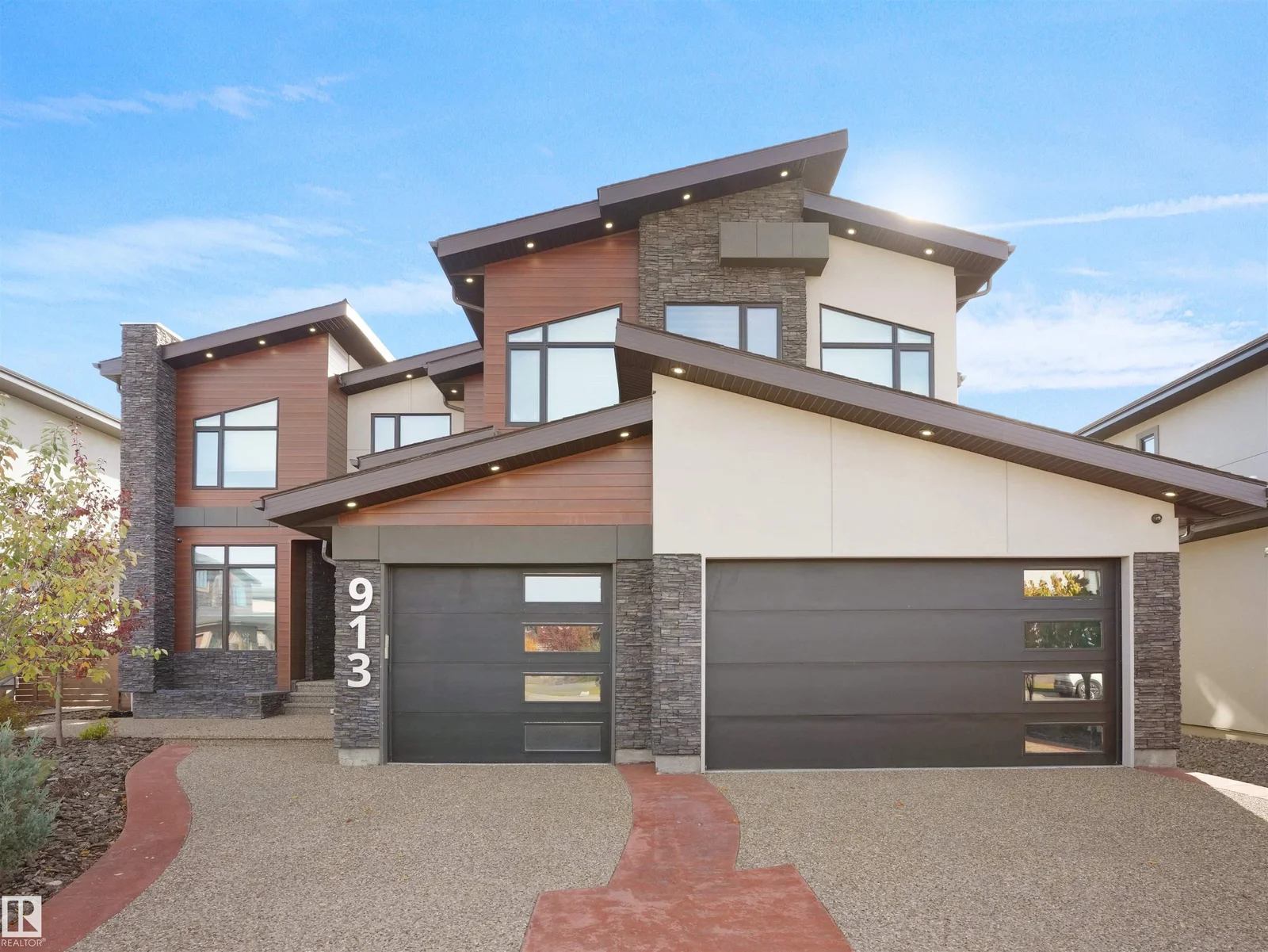 913 WOOD PL NW, Edmonton - 5 bedroom Detached Single Family for sale