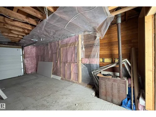 11430 81 ST NW, Edmonton - $425,000