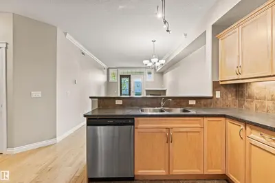 Interior photo 2 of #112 12408 15 AV SW