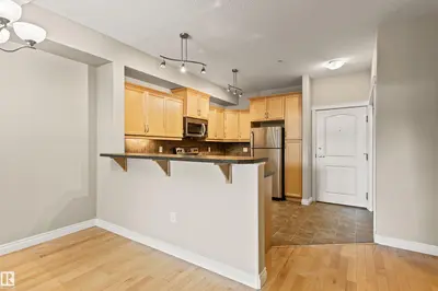 Interior photo 4 of #112 12408 15 AV SW