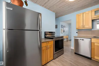 Interior photo 2 of 10536 162 ST NW