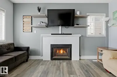 Interior photo 3 of #59 843 YOUVILLE DR NW