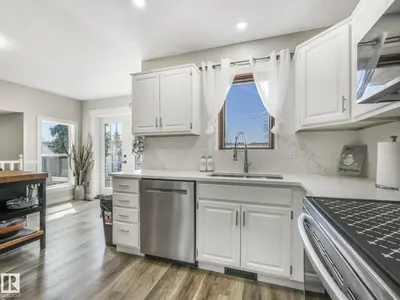 Interior photo 3 of 17 WILD ROSE PL
