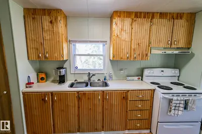 Interior photo 2 of 331 Range Road 124