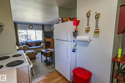 Interior photo 4 of 331 Range Road 124