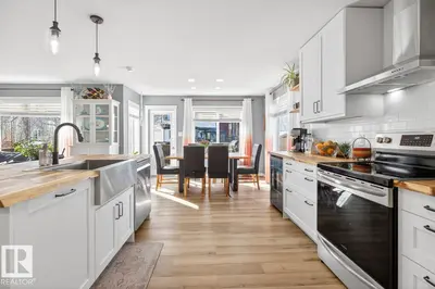 Interior photo 4 of 3 Middleton CL
