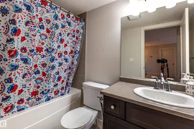 Interior photo 3 of #109 5029 EDGEMONT BV NW