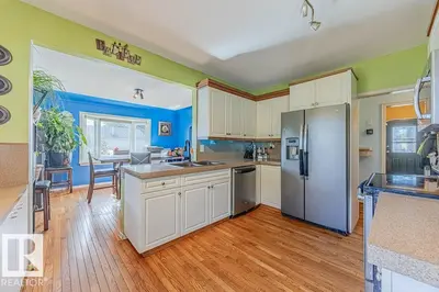 Interior photo 3 of 12339 89 ST NW