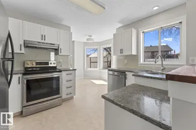 Interior photo 2 of 1911 6 ST