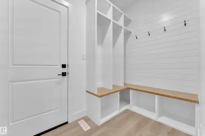 Interior photo 3 of 39 Norwyck WY