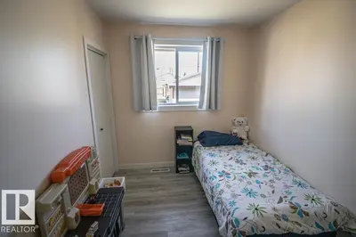 Interior photo 2 of 4822 45 Ave