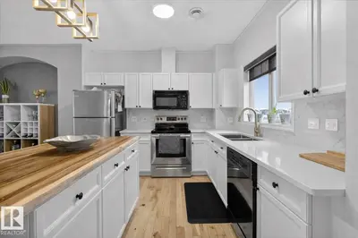 Interior photo 4 of #2 3010 33 AV NW