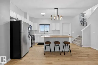 Interior photo 2 of #2 3010 33 AV NW