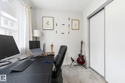 Interior photo 2 of #163 804 WELSH DR SW