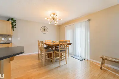 Interior photo 2 of 1215 ORMSBY LN NW