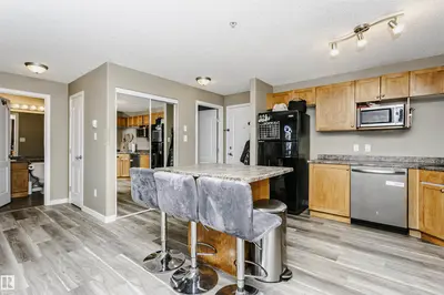 Interior photo 2 of #5217 7335 SOUTH TERWILLEGAR DR NW