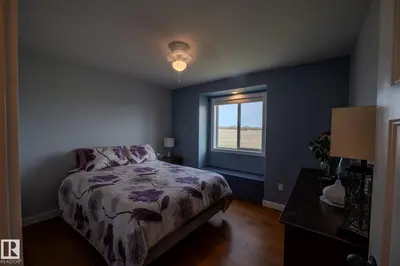Interior photo 3 of 2208 TWP ROAD 534