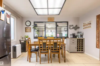 Interior photo 4 of 10379 108 AV