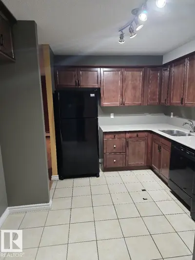 Interior photo 1 of #601 9929 113 ST NW