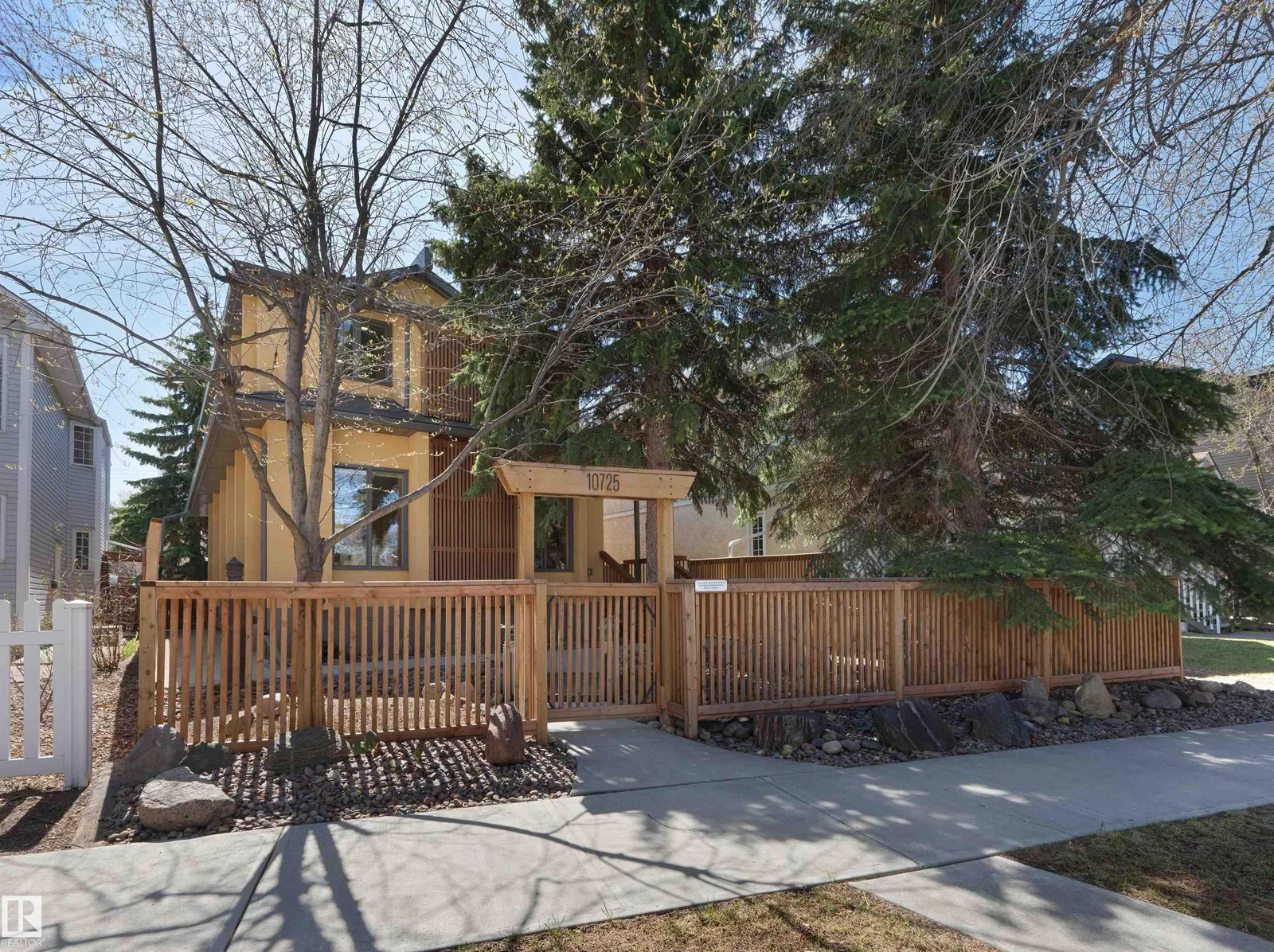 10725 UNIVERSITY AV NW, Edmonton - 4 bedroom Detached Single Family for sale