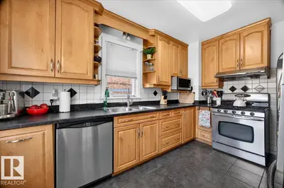 Interior photo 2 of 11645 125 ST NW