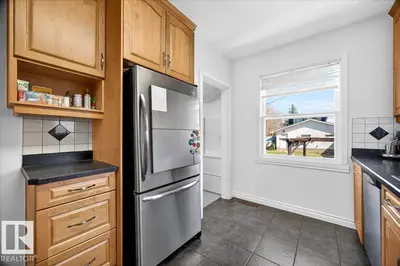 Interior photo 3 of 11645 125 ST NW