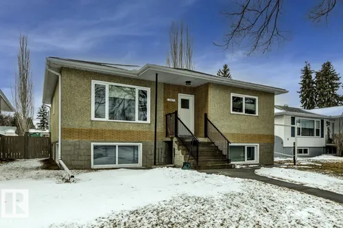 9819 67 AV NW, Edmonton - $485,000