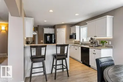 Interior photo 4 of 39 HAVILAND CR