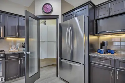 Interior photo 3 of 5710 42 ST