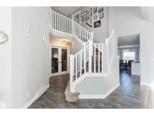 462 ORMSBY RD W NW, Edmonton - $724,900