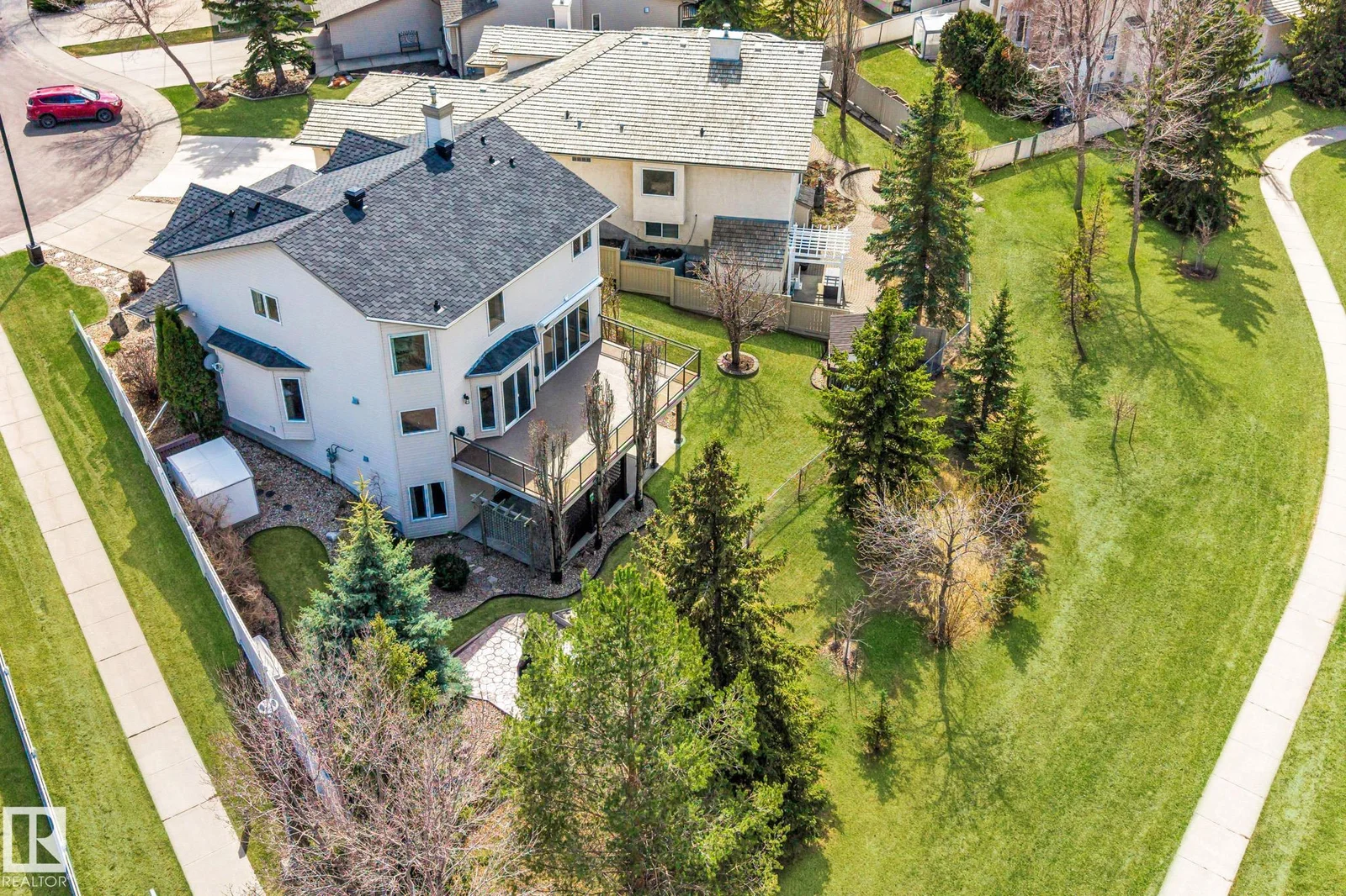 223 ORMSBY RD E NW, Edmonton - 5 bedroom Detached Single Family for sale