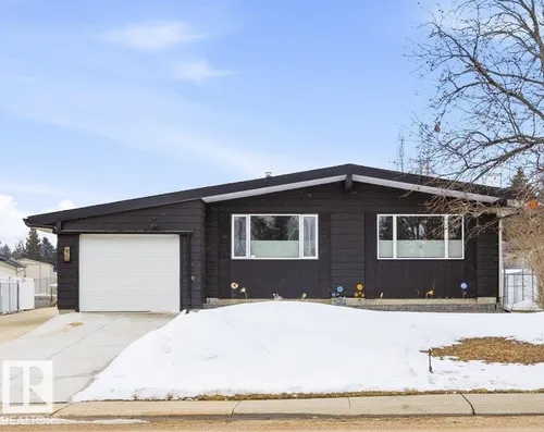 46 MISSION ST, Sherwood Park - $465,000