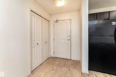 Interior photo 1 of #108 103 AMBLESIDE DR SW