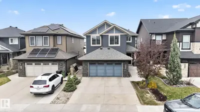 Interior photo 1 of 5928 19 AV SW
