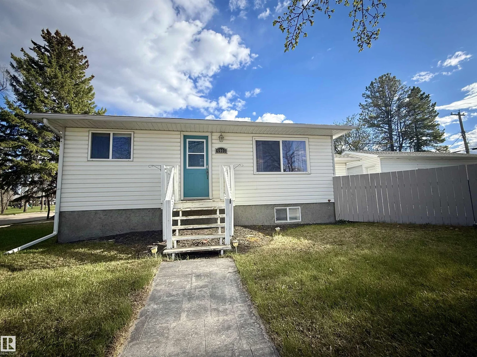 4903 52 AV, Drayton Valley - 4 bedroom Detached Single Family for sale