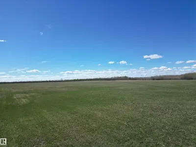 Interior photo 1 of Twp 562