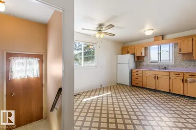 Interior photo 3 of 10103 104 AV
