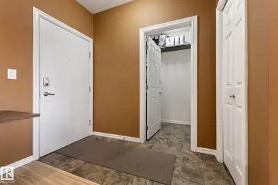 Interior photo 1 of #237 263 MACEWAN RD SW
