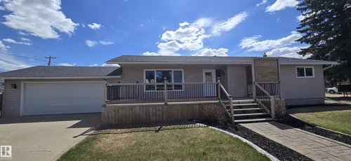 4241 48A ST, Vegreville - $389,000