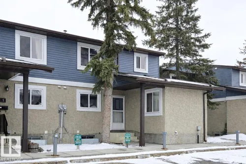 #4 7604 29 AV NW, Edmonton - $189,900