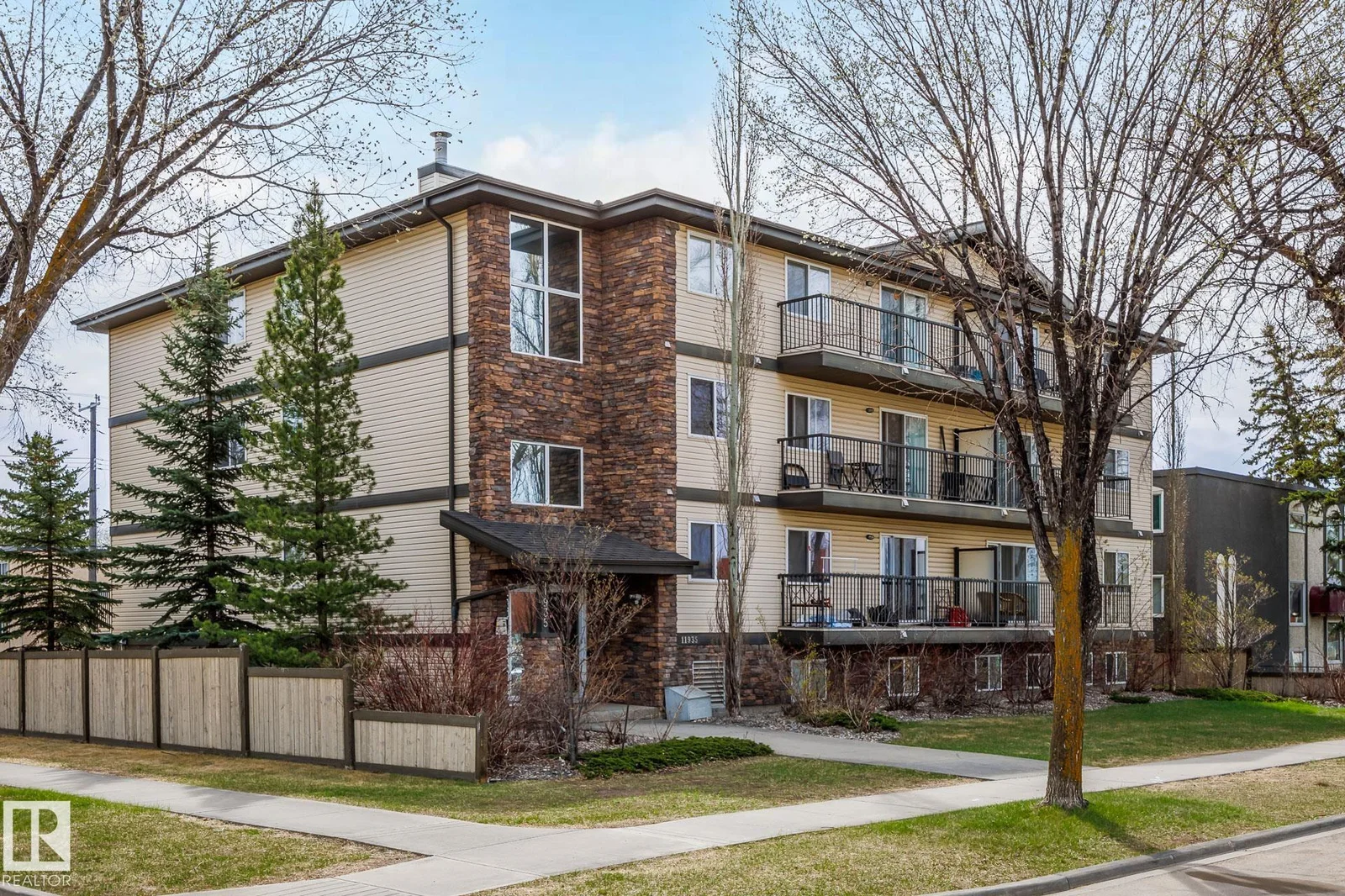 #201 11935 106 NW, Edmonton - 2 bedroom Apartment for sale