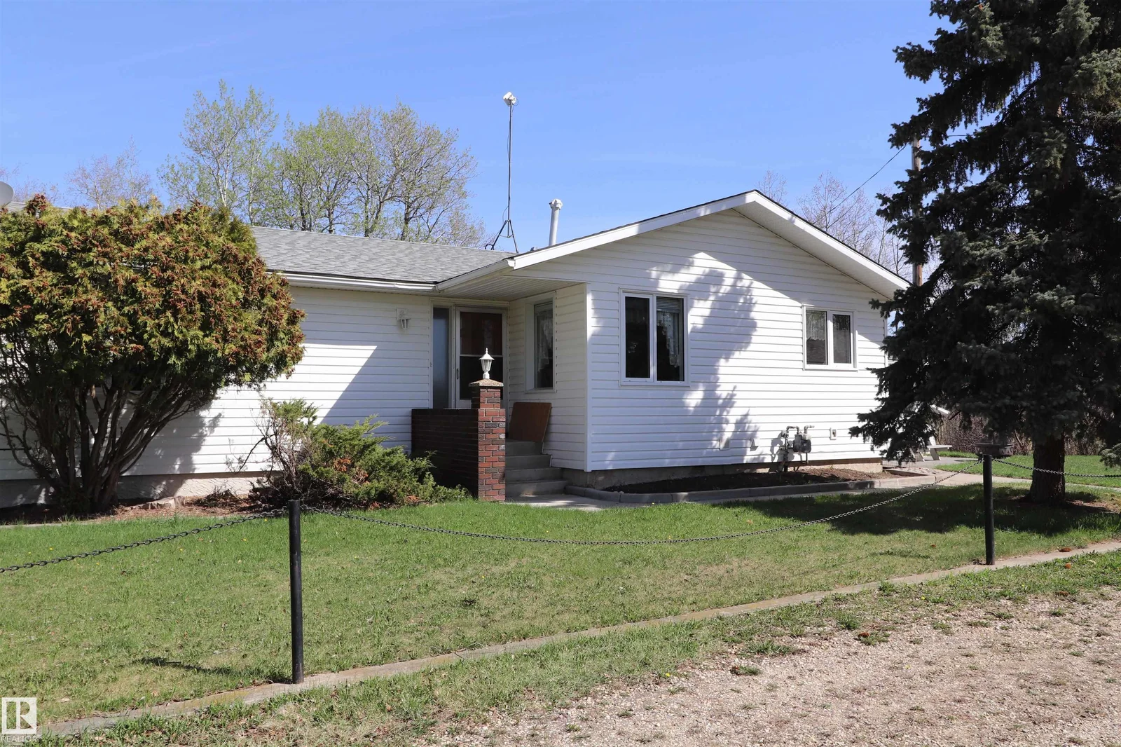 #1 22348 TWP ROAD 512, Rural Strathcona County - 4 bedroom Detached Single Family for sale