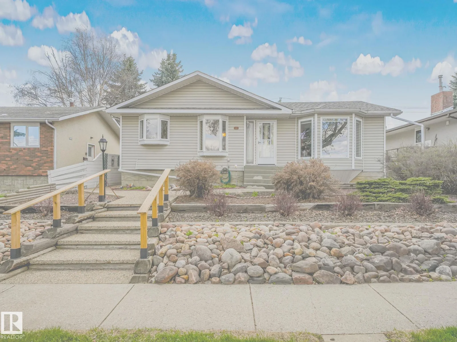 12 MUIR DR, St. Albert - 4 bedroom Detached Single Family for sale
