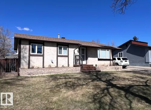 49 ST VITAL AV, St. Albert - $482,400