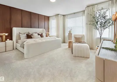 Interior photo 2 of 2131 194 ST NW