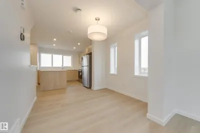 Interior photo 2 of 17237 4 ST NW