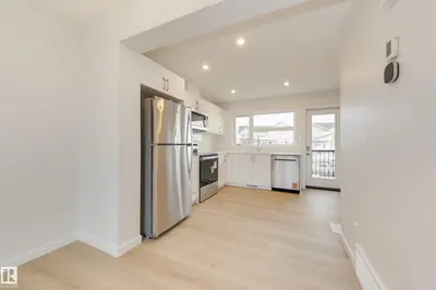 Interior photo 4 of 17231 4 ST NW