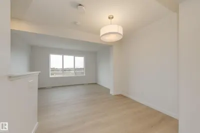Interior photo 2 of 17234 4 ST NW